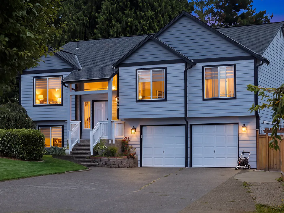 20425 24th Ave W