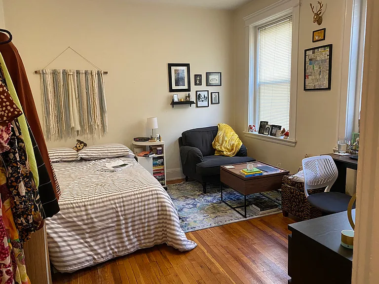 1842 Commonwealth Ave #4 — Photo 3