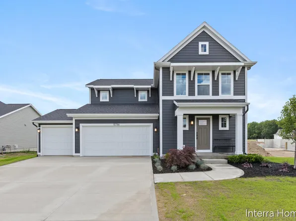 15786 Norwalk Rd, Grand Haven, MI 49417