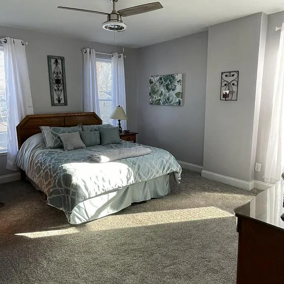 877 Heyl Ave — Photo 12