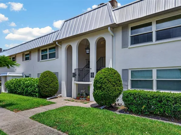 5800 Hollywood Blvd APT 112, Sarasota, FL 34231
