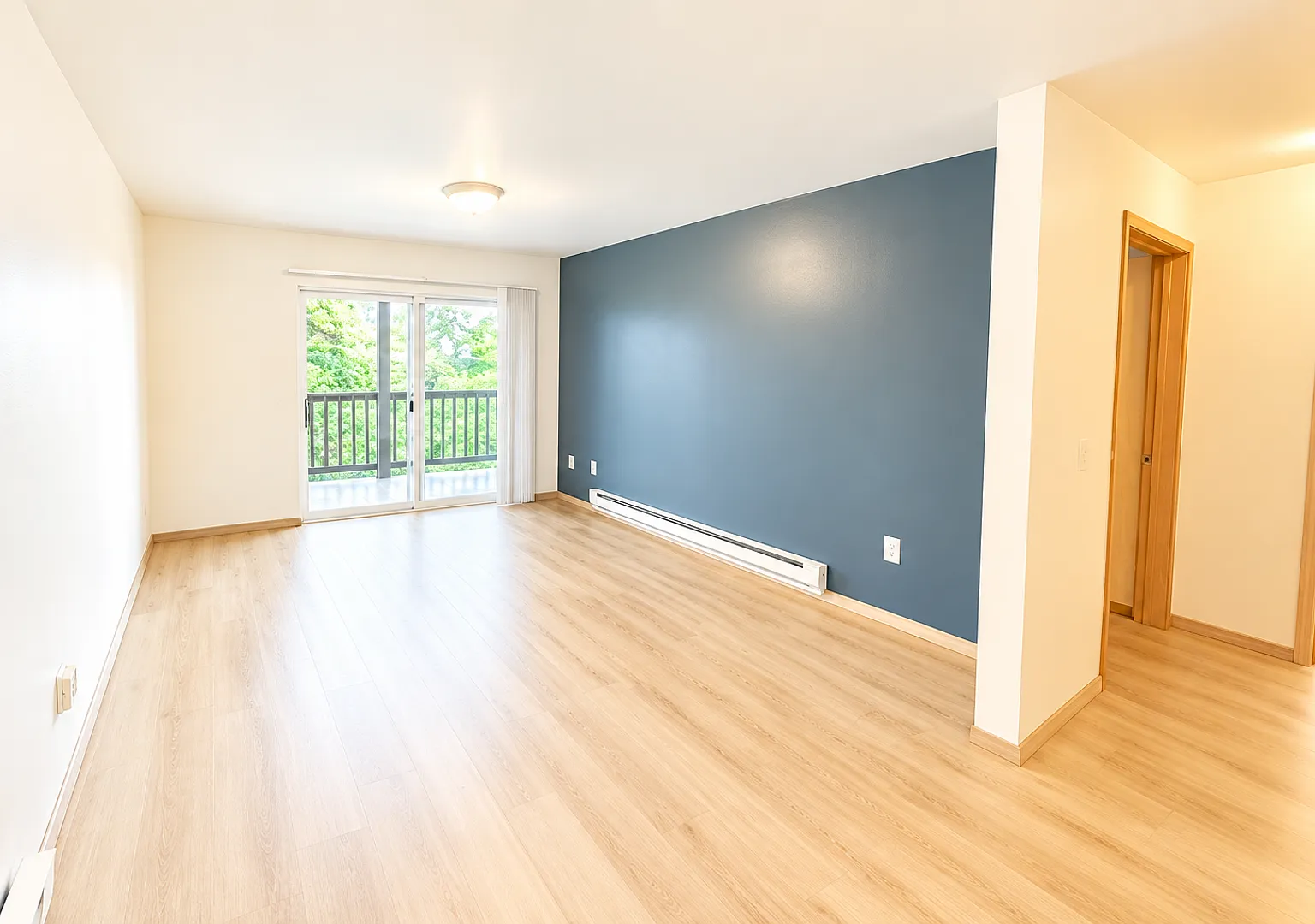508 E Ivy Street — Photo 3