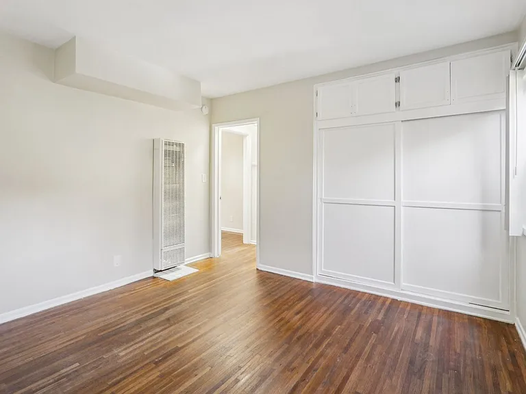 652 Veteran Ave — Photo 17