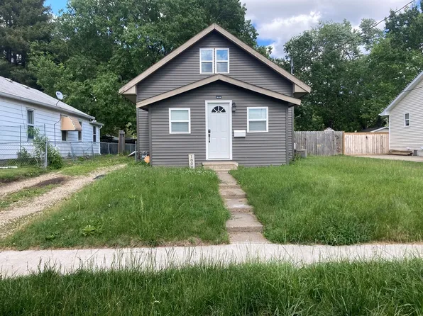 1809 E 27th St, Des Moines, IA 50317