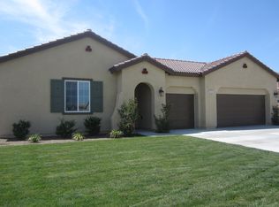 15723 Carparzo Dr, Bakersfield, CA 93314