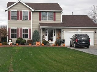 13188 Stage Rd, Akron, NY 14001