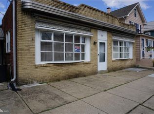 725 W 2nd St, Florence, NJ 08518