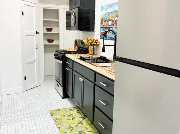 416 E Dewey Pl APT 2, San Antonio, TX 78212