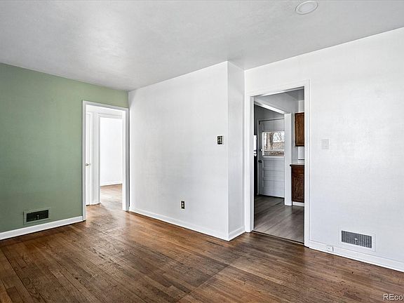 4th image of 3156 W 25th Avenue