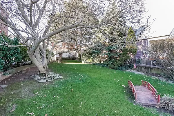 Sold by Fillmore | media 14