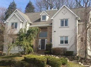 93 Seminary Dr, Mahwah, NJ 07430