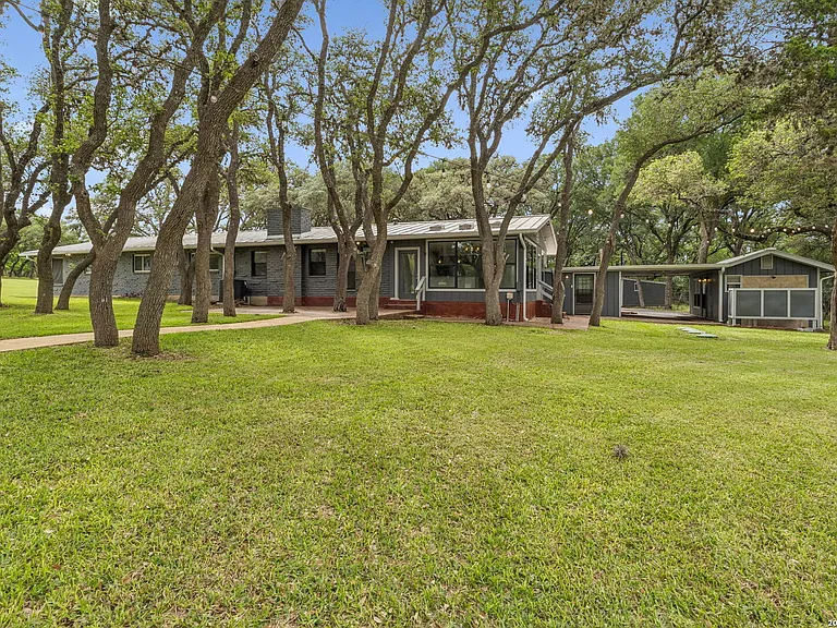 24818 House Mountain Rd — Photo 38
