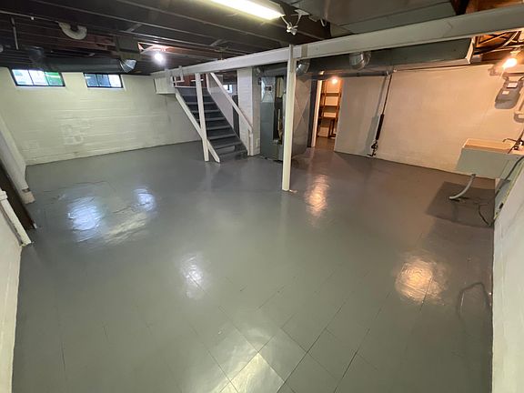3rd image of 9335 McCracken Blvd