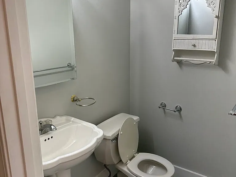 7A Grimes St #2 — Photo 5