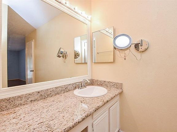 3rd image of 10555 Turtlewood Ct Unit 405