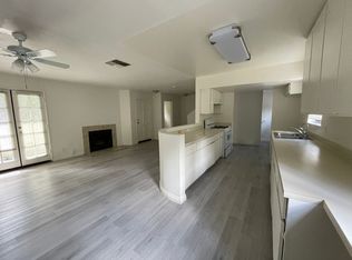 1589 N Hill Ave #2, Pasadena, CA 91104