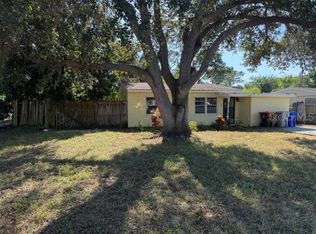 523 7th Ln SW, Vero Beach, FL 32962