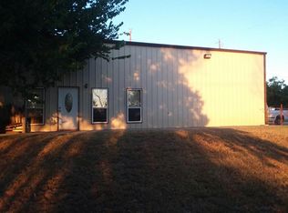 111 Tiger St, Sunset, TX 76270