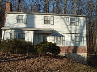 401 Baker Ln, Coatesville, PA 19320