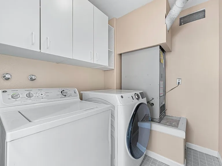 856 Lakeshore Dr — Photo 27