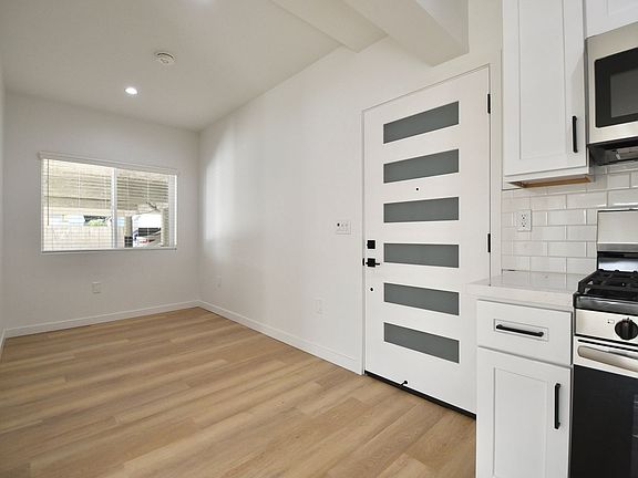 2nd image of 13846 Sherman Way #107