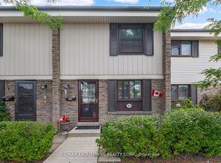 2779 Gananoque Dr #27, Mississauga, ON L5N2E4