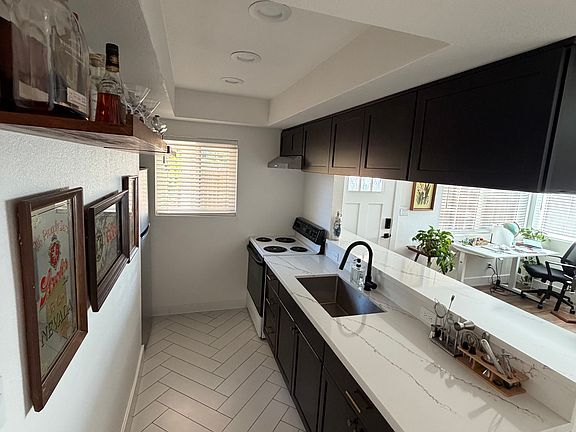 5th image of 920 Grand Canyon Blvd