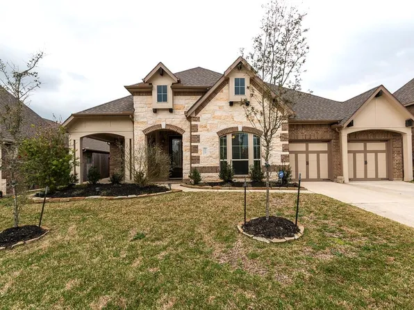 919 Hunter Ridge Ct, Conroe, TX 77384