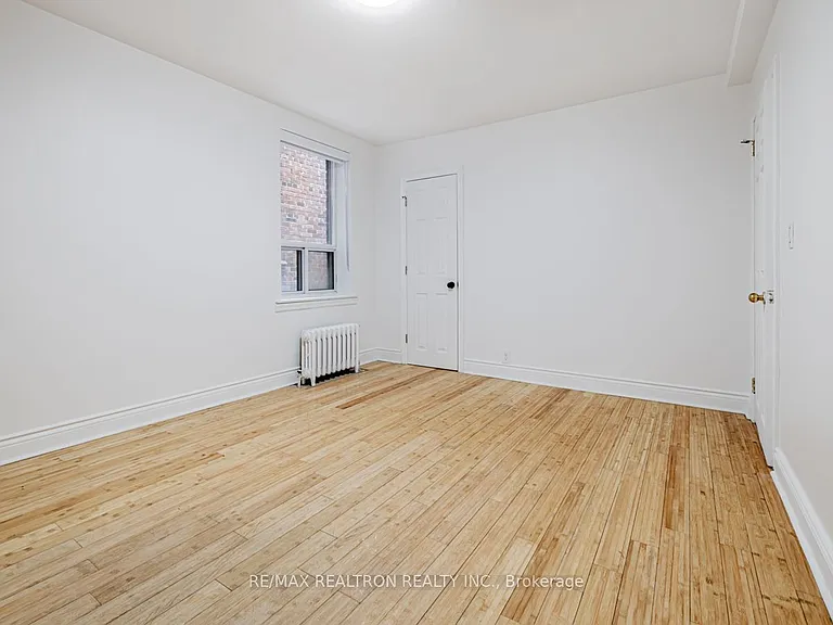 1840 Bathurst St #104 — Photo 14