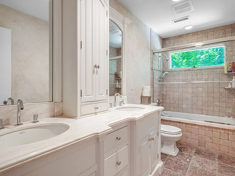 9 Plume Grass Way — Photo 16