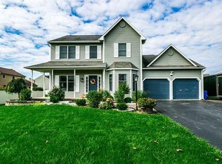 5791 Pinwheel Cir, East Syracuse, NY 13057