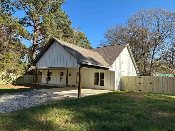 804 E Side Dr, Quitman, TX 75783