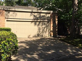 82 Sugarberry Cir, Houston, TX 77024