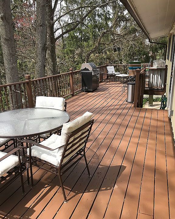 2nd image of 1134 Berwood Dr