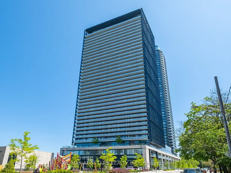 575 Bloor St E #2302 — Photo 2