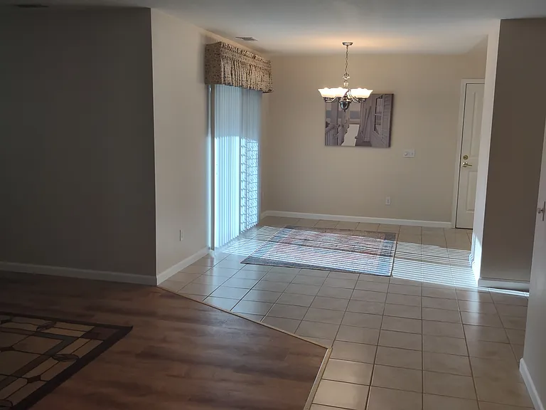 1061 Mountain View Dr — Photo 10