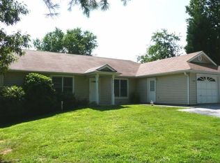 1680 Howard Gap Rd #A, Hendersonville, NC 28792