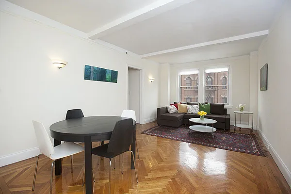 Rented by Balen Real Estate, LLC | media 6