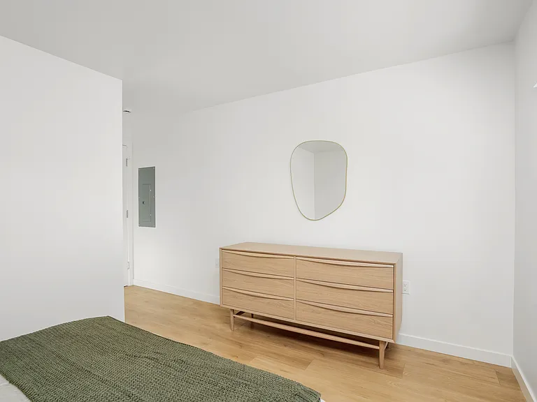 1422 Tamarind Ave — Photo 28