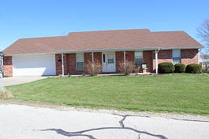 1st image of 16966 Holiday Cir