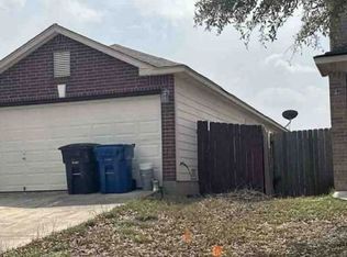 8902 Laguna Fls, San Antonio, TX 78251