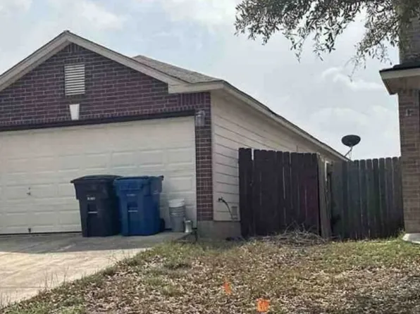 8902 Laguna Fls, San Antonio, TX 78251