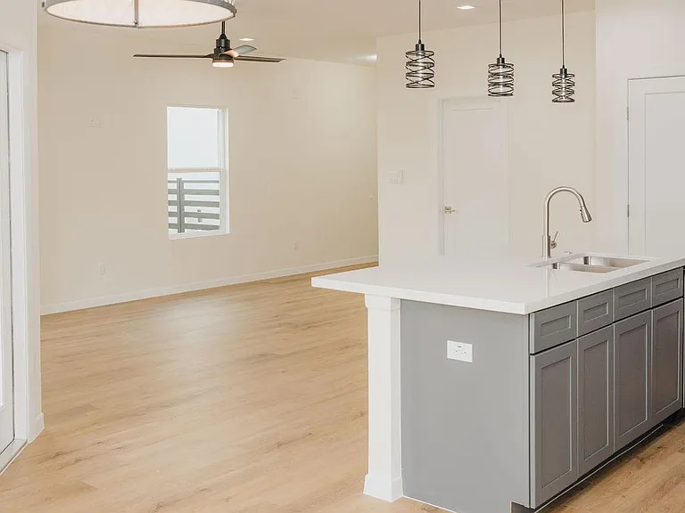 2701 Kerria Ave — Photo 16