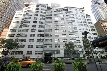 Rented by R New York