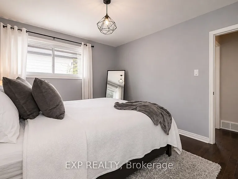 33 Fairlawn Rd — Photo 23