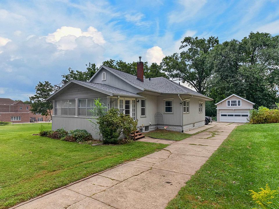 1st image of 323 Sunset Rd