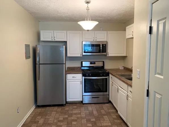 5738 Bossen Ter, Minneapolis, MN 55417