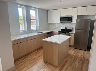 1016 Audrey Nixon Blvd #2R, North Chicago, IL 60064