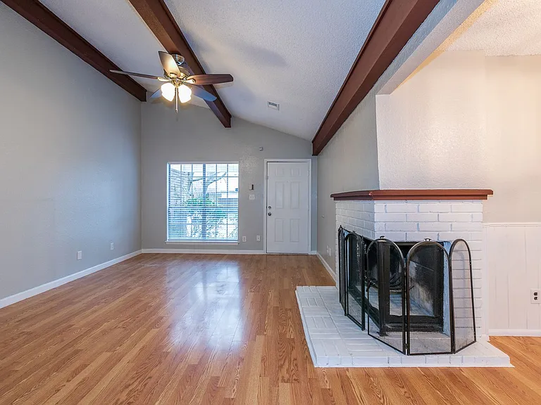 1533 S 112th East Ave — Photo 32