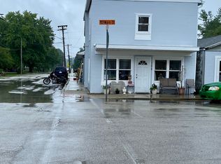 102 W Main St, Bainbridge, IN 46105